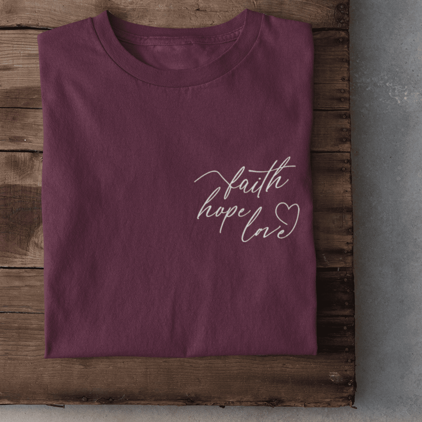 Christliches Damen T-Shirt „Faith Hope Love“ – Christliche Botschaft