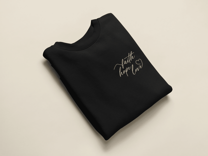 Christliches Damen Sweatshirt „Faith Hope Love“ – Glaube, Hoffnung & Liebe